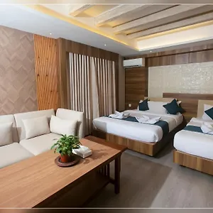 Hotel Maya Boutique &