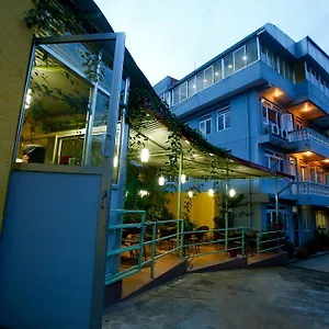 Nandini Katmandou