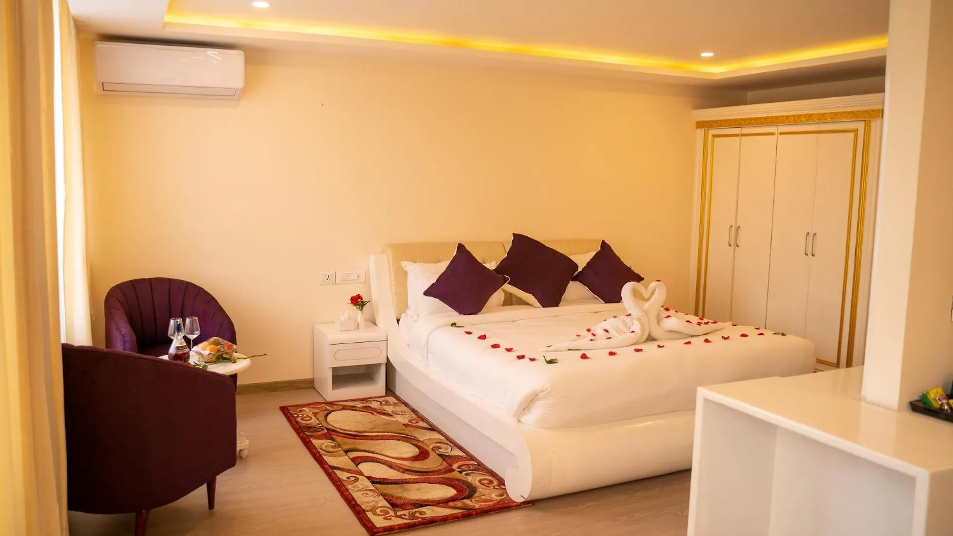 Hotel Black Diamond - Transit Point Inside Hotel Kathmandu Nepal